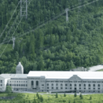 Hydro Energi Telemark på Rjukan installerer LED-ledelys